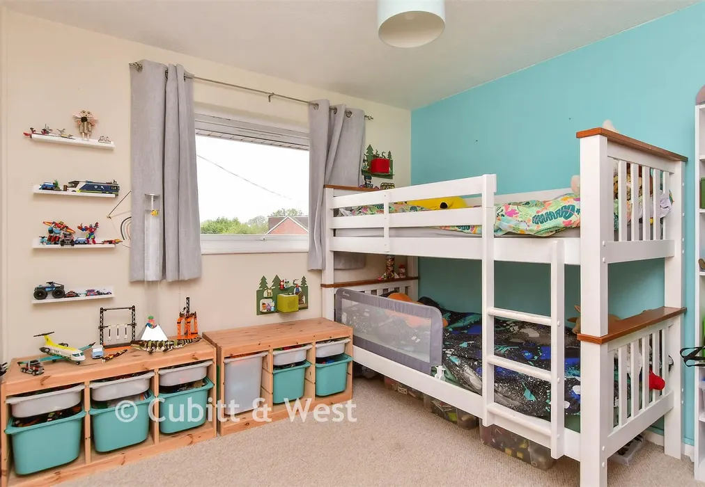 Bedroom 2 - Rosvara Avenue, Westergate, West Sussex - Wards of Kent
