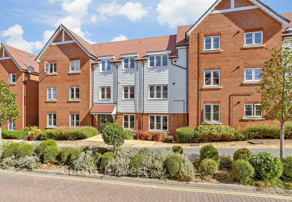 External (Web) - Steeplechase Way, Fontwell, Arundel, West Sussex - Wards of Kent