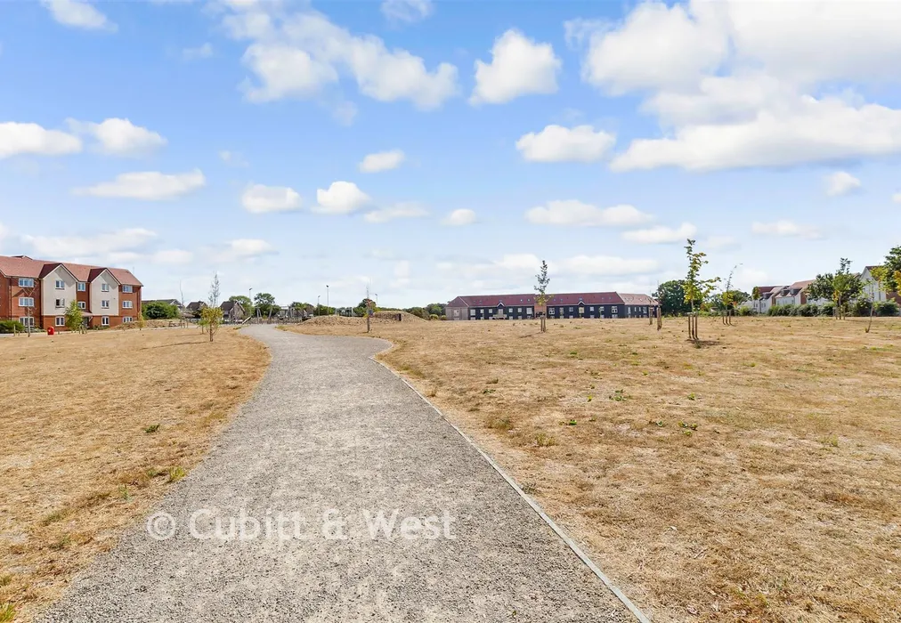 Surrounding Area - Steeplechase Way, Fontwell, Arundel, West Sussex - Wards of Kent