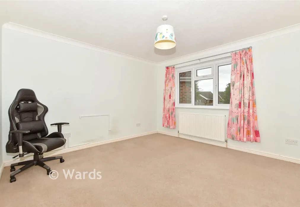 Bedroom 1 - Meehan Road, Greatstone, Kent - Wards of Kent