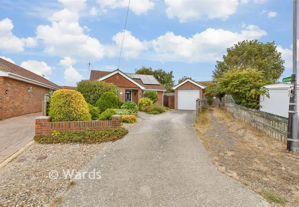 Driveway/Parking - Meehan Road, Greatstone, Kent - Wards of Kent