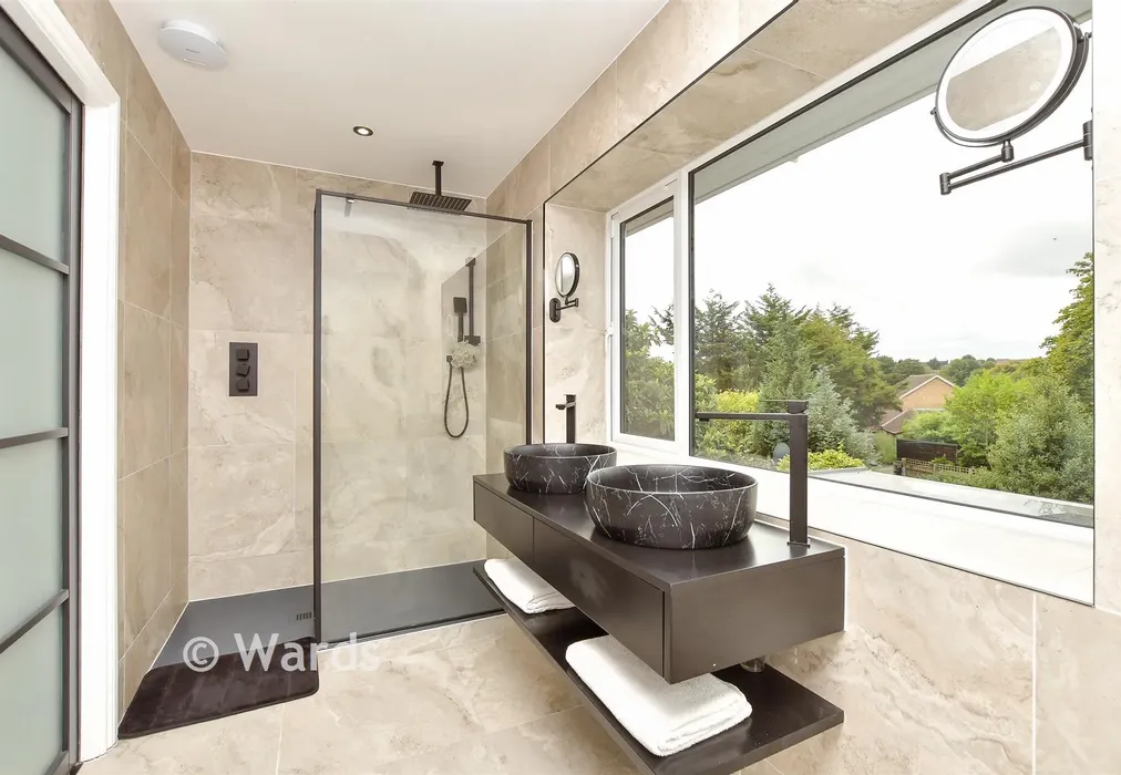 En-Suite Shower Room - Povey Avenue, Wainscott, Rochester, Kent - Wards of Kent