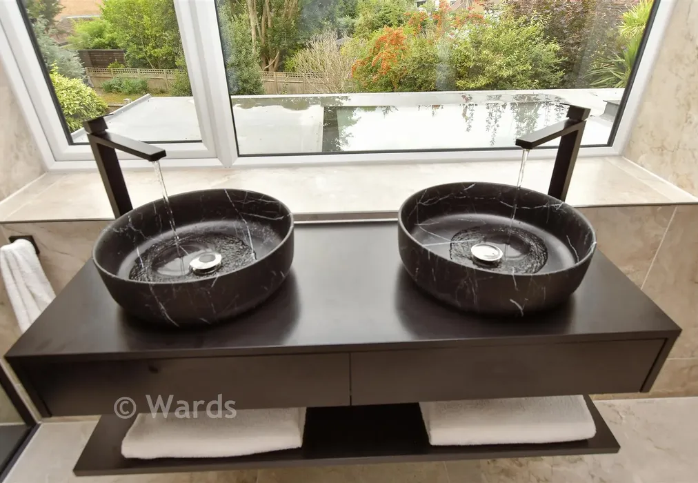 Internal Feature - Povey Avenue, Wainscott, Rochester, Kent - Wards of Kent