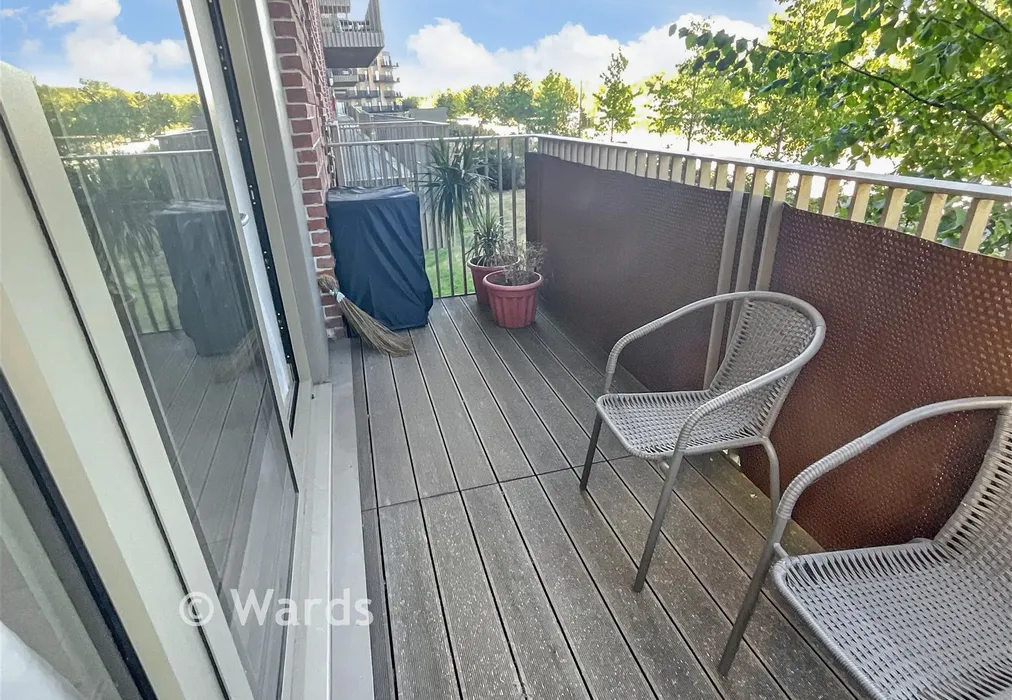 Balcony - Leacon Road, Ashford, Kent - Wards of Kent