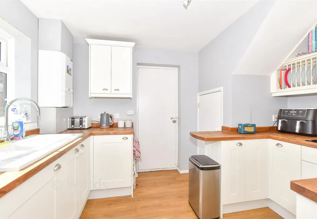 Kitchen - Church Road, Folkestone, Kent - Wards of Kent