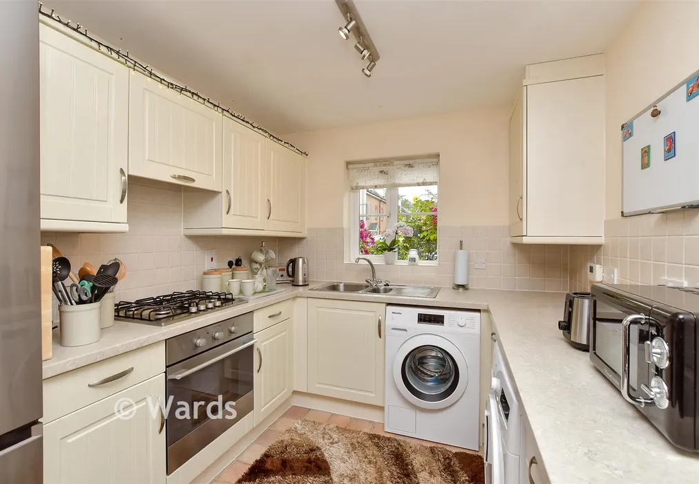 Kitchen/   Breakfast Room - Shelduck Close, Allhallows, Rochester, Kent - Wards of Kent