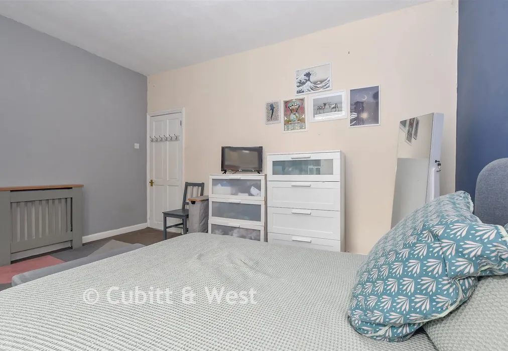 Bedroom 1 - Pains Road, Southsea, Hampshire - Wards of Kent