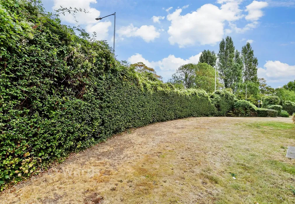 Communal Gardens - Sherwood Avenue, Aylesford, Kent - Wards of Kent