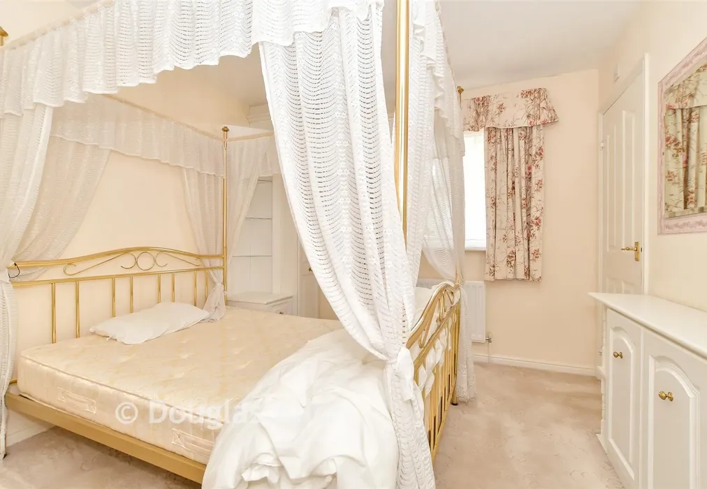 Bedroom 1 - Laurel Lane, Hornchurch, Essex - Wards of Kent