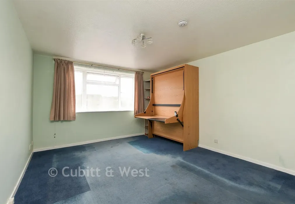 Studio Area - Brighton Road, Sutton, Surrey - Wards of Kent