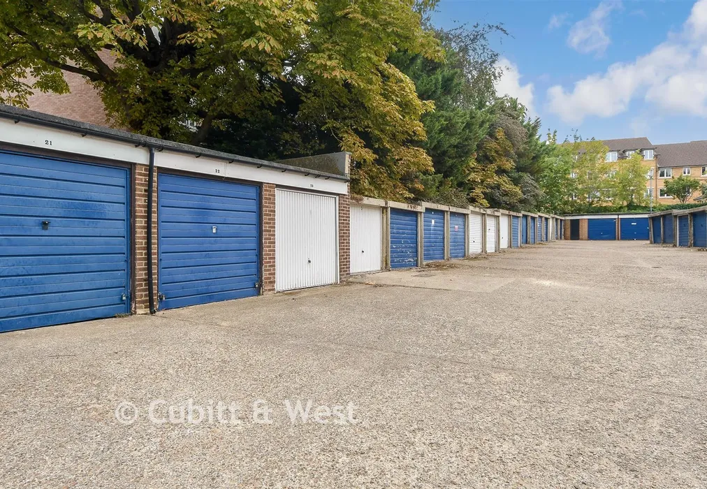 Garage - Brighton Road, Sutton, Surrey - Wards of Kent