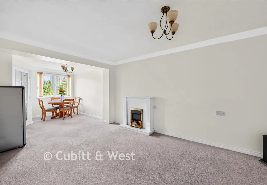 Lounge/Diner - Cavendish Road, Sutton, Surrey - Wards of Kent