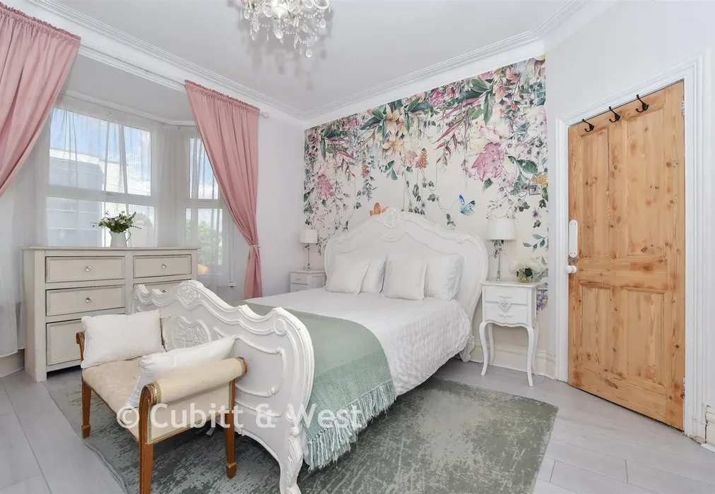 Bedroom 1 - Thurbern Road, North End, Portsmouth, Hampshire - Wards of Kent