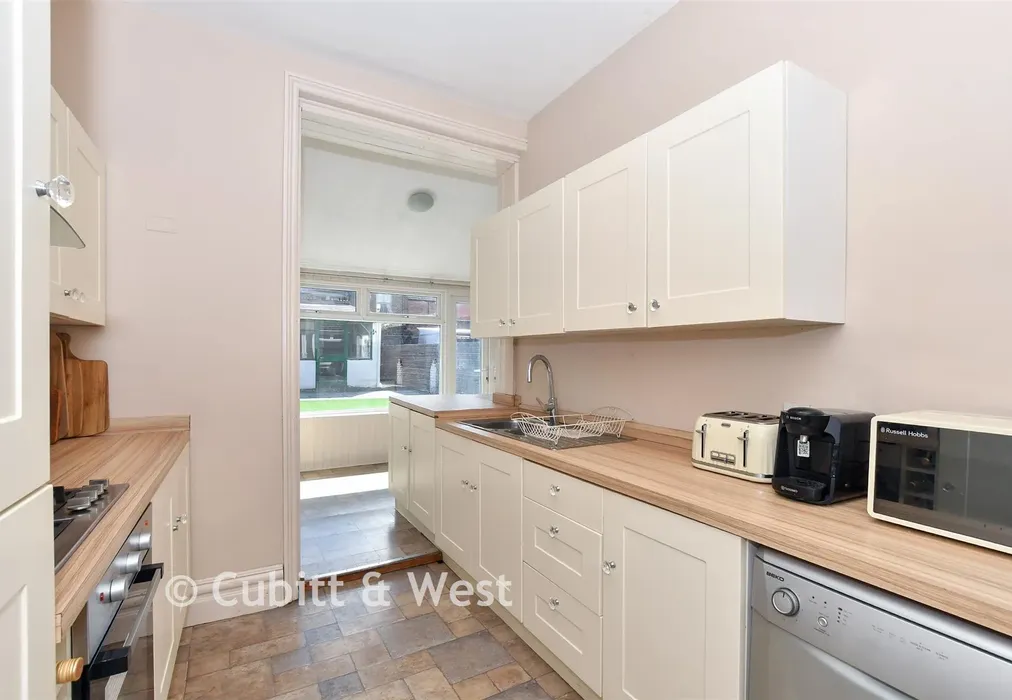 Kitchen - Thurbern Road, North End, Portsmouth, Hampshire - Wards of Kent