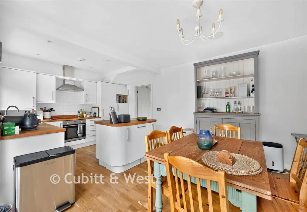 Kitchen/Dining Room - Famet Avenue, Purley, Surrey - Wards of Kent