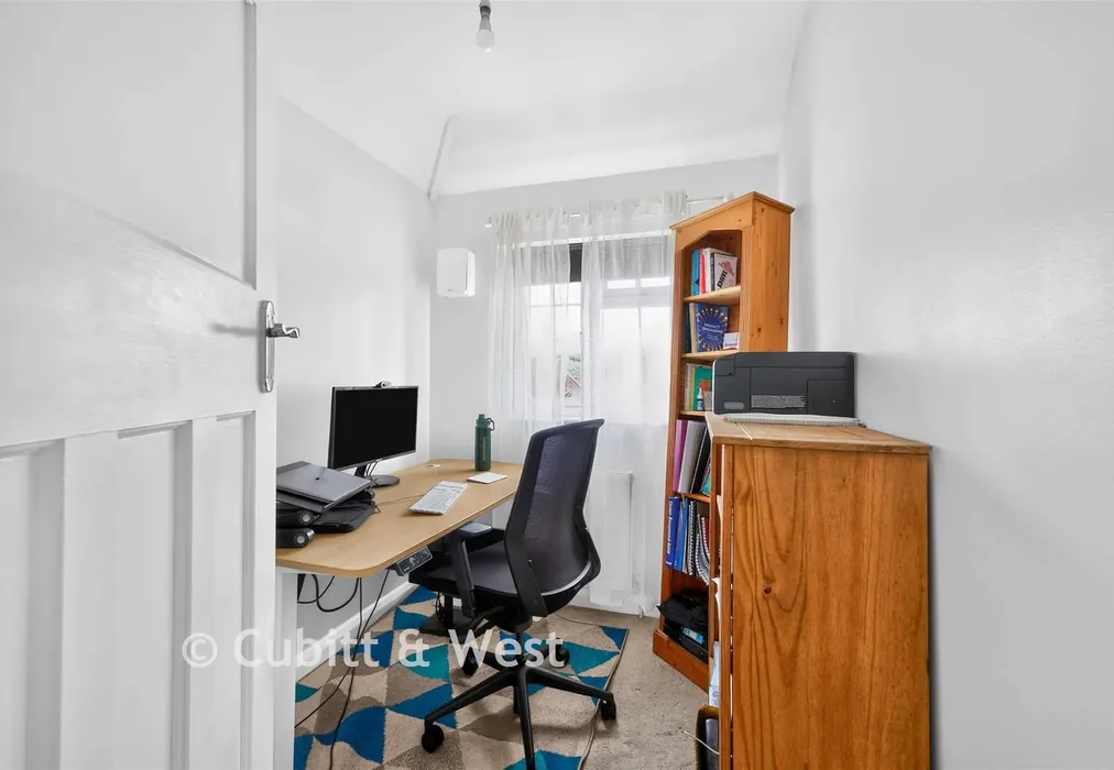 Bedroom 3 - Famet Avenue, Purley, Surrey - Wards of Kent