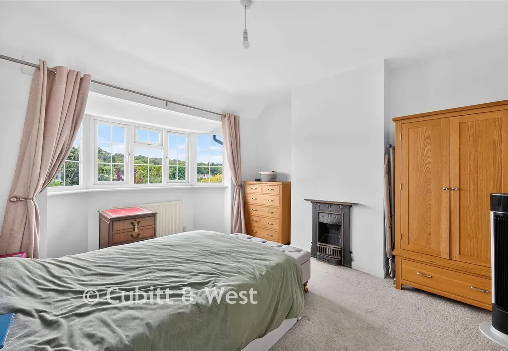 Bedroom 1 - Famet Avenue, Purley, Surrey - Wards of Kent