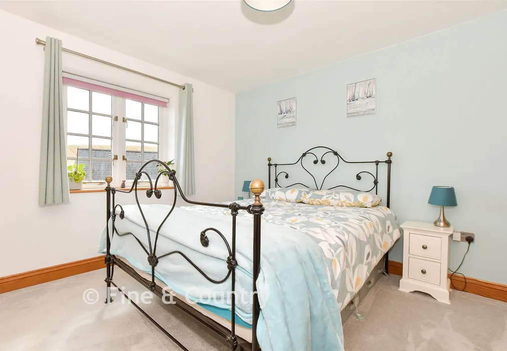 Bedroom 2 - Main Road, Chillerton, Isle of Wight - Wards of Kent