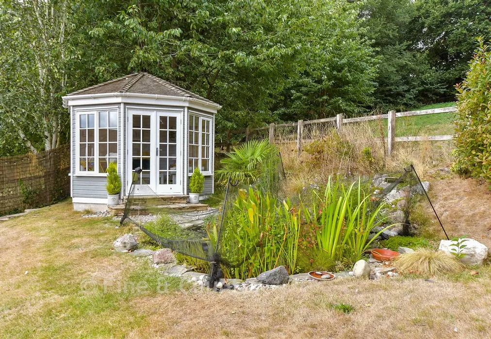 Workshop/Outbuildings - Main Road, Chillerton, Isle of Wight - Wards of Kent