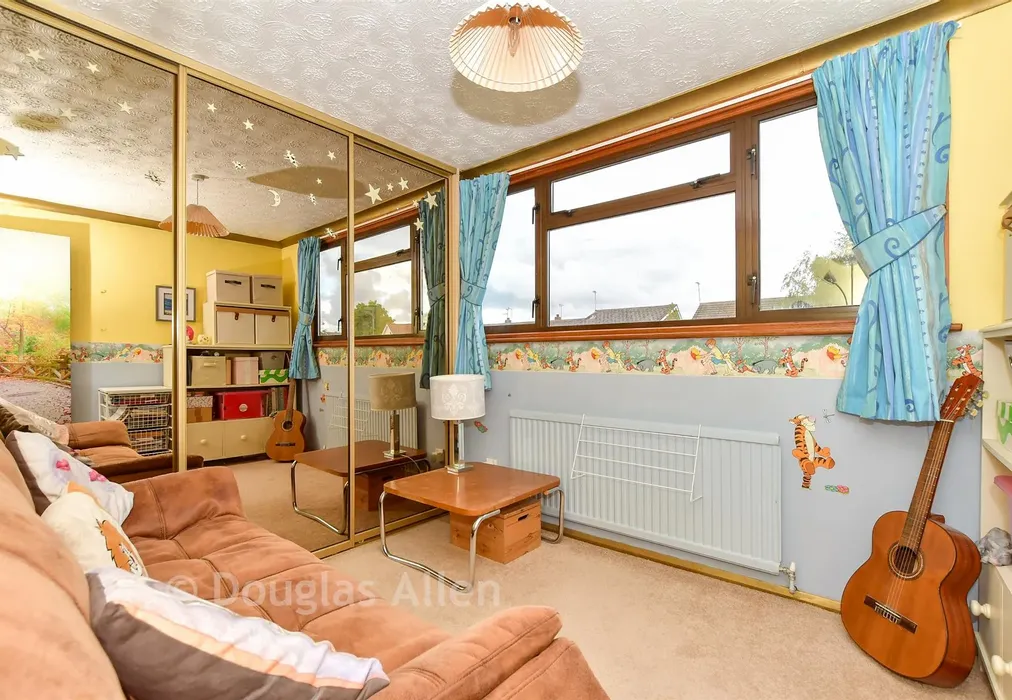 Bedroom 4 - Harold Gardens, Wickford, Essex - Wards of Kent