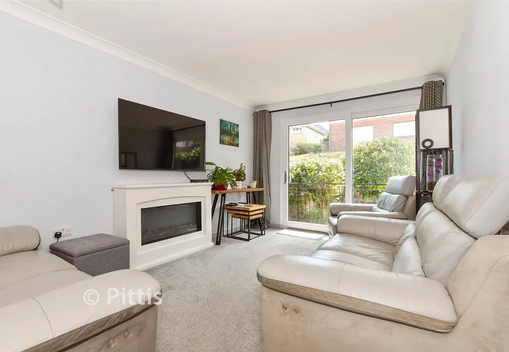 Lounge - Prospect Road, Shanklin, Isle of Wight - Wards of Kent