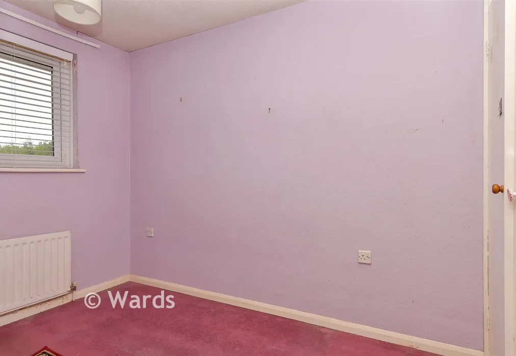 Bedroom 2 - Turnbull Close, Greenhithe, Kent - Wards of Kent