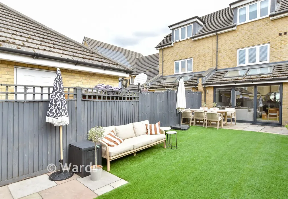 Rear Garden - Chapel Drive, Dartford, Kent - Wards of Kent