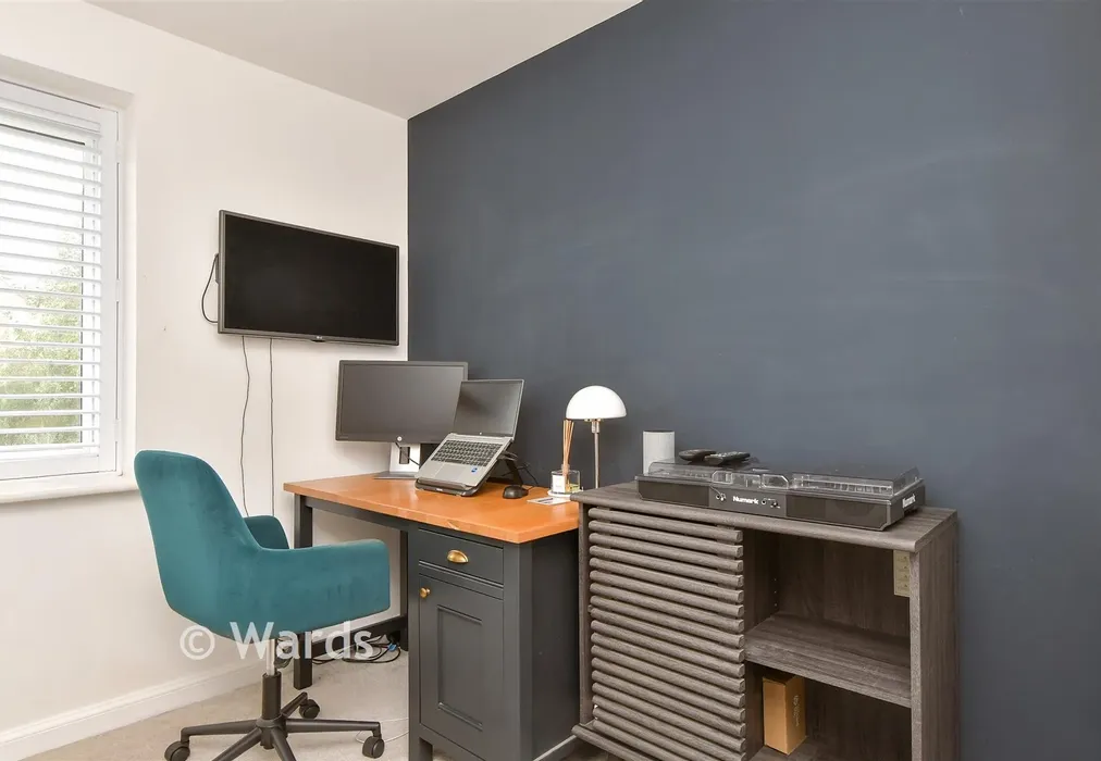 Bedroom 4 - Chapel Drive, Dartford, Kent - Wards of Kent