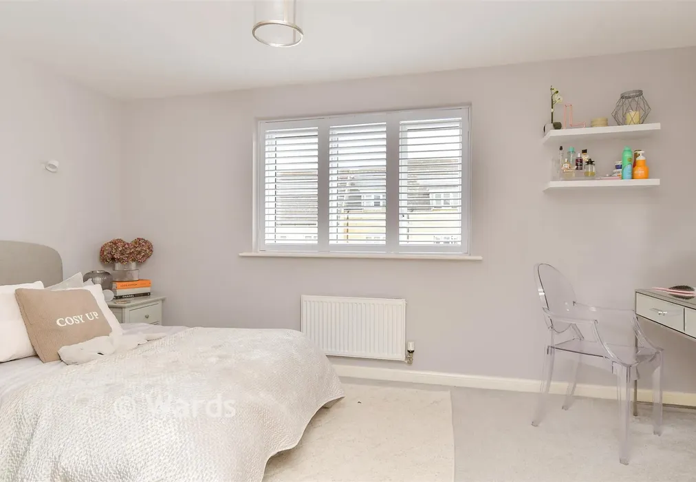 Bedroom 2 - Chapel Drive, Dartford, Kent - Wards of Kent