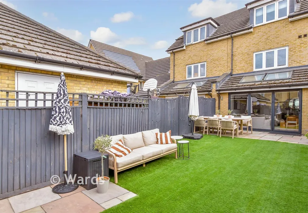 Rear Garden - Chapel Drive, Dartford, Kent - Wards of Kent