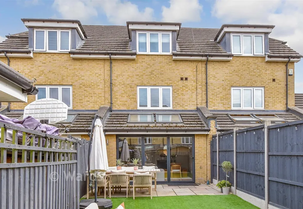 Rear Elevation - Chapel Drive, Dartford, Kent - Wards of Kent