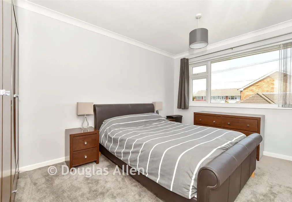 Bedroom 1 - Hawkinge Way, Hornchurch, Essex - Wards of Kent