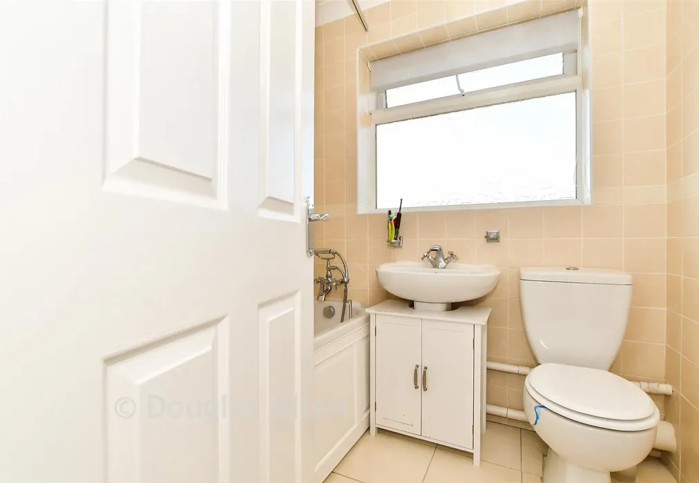 Bathroom - Hawkinge Way, Hornchurch, Essex - Wards of Kent