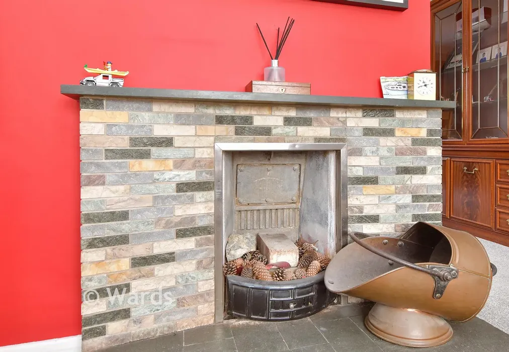 Internal Feature - Nursery Road, Meopham, Gravesend, Kent - Wards of Kent