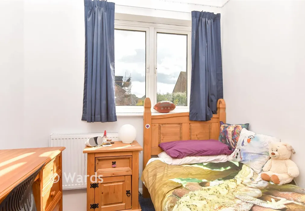 Bedroom 3 - Nursery Road, Meopham, Gravesend, Kent - Wards of Kent