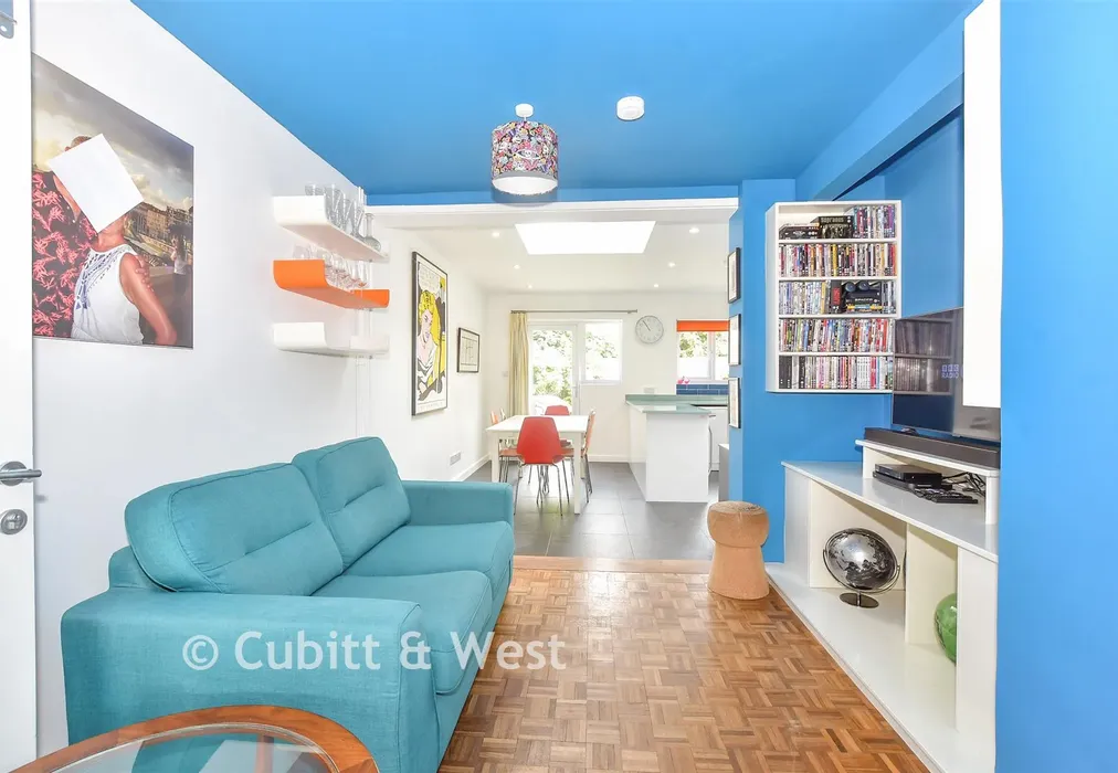 Kitchen/ Family Area - Grove Park, Chichester, West Sussex - Wards of Kent