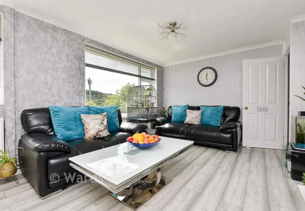 Lounge - St. George's Crescent, Dover, Kent - Wards of Kent