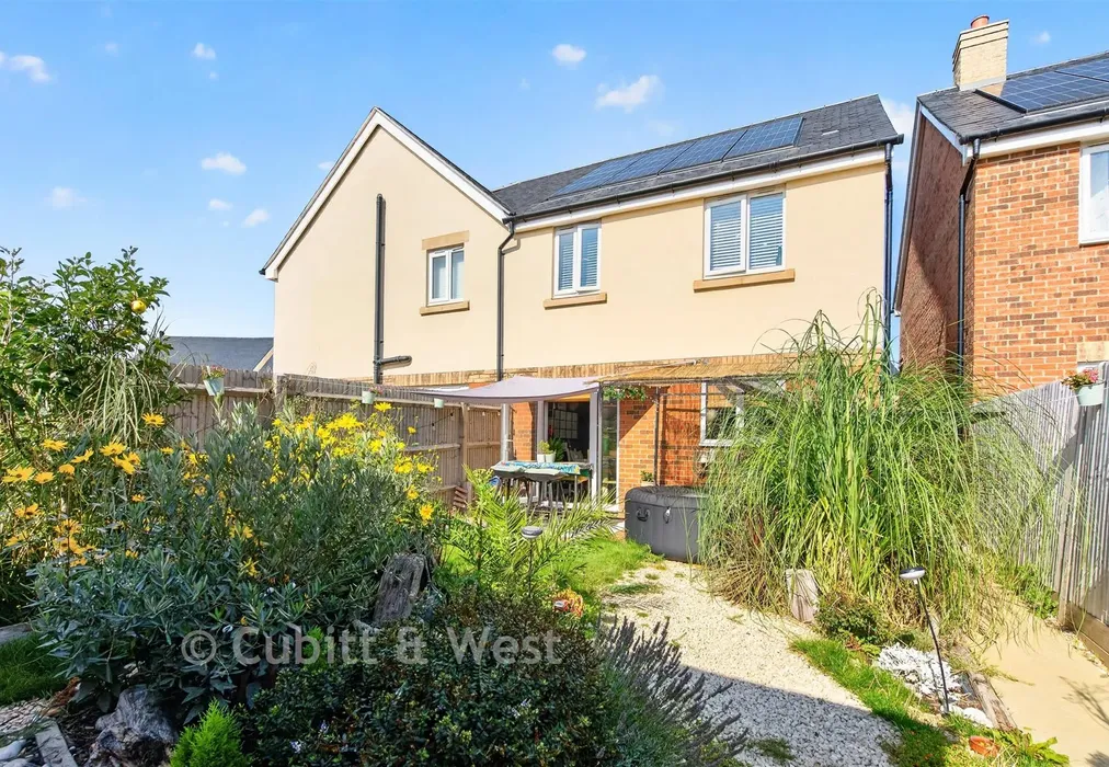 Rear Garden - Munday Road, Selsey, West Sussex - Wards of Kent