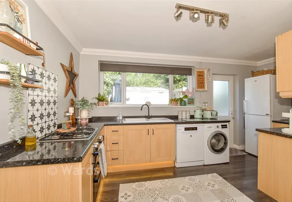 Kitchen/ Diner - The Street, Adisham, Canterbury, Kent - Wards of Kent