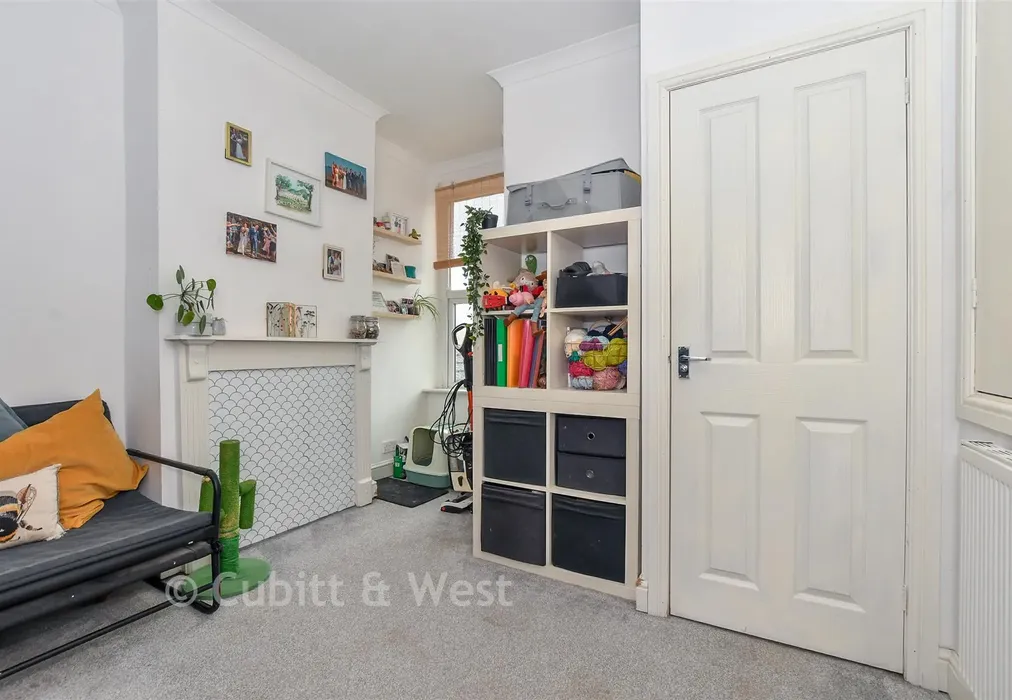 Kitchen - Whitworth Road, Copnor, Portsmouth, Hampshire - Wards of Kent