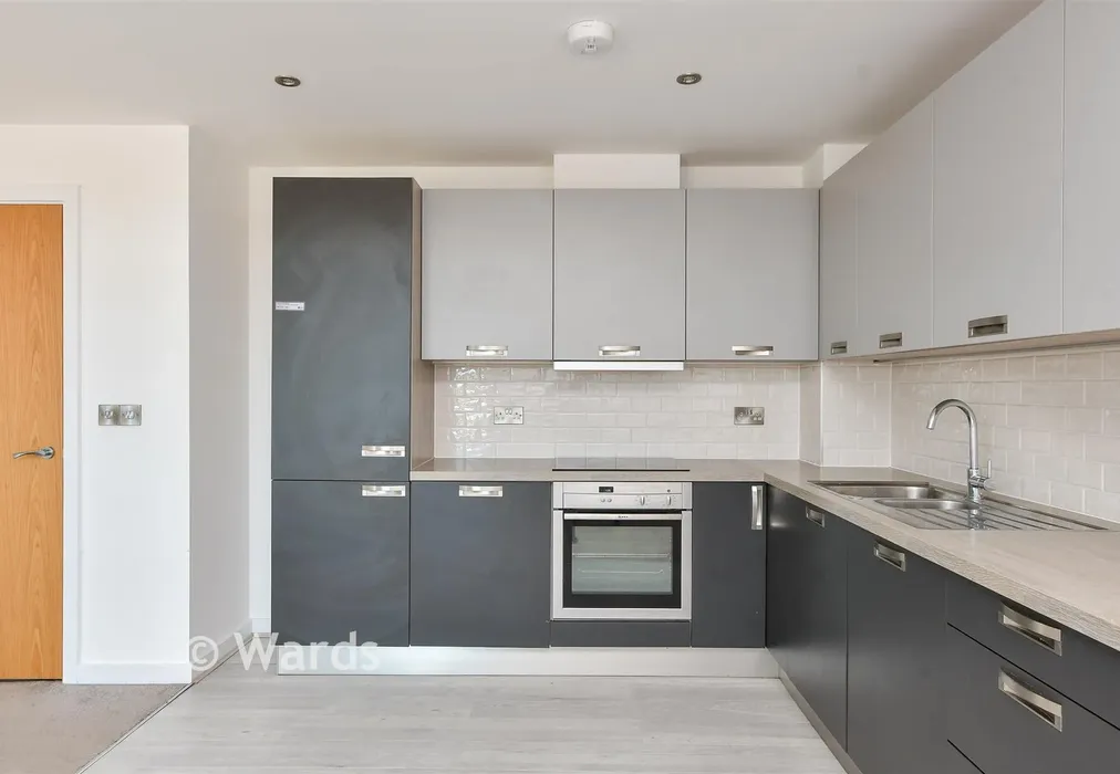Kitchen - Millers Hill, Ramsgate, Kent - Wards of Kent