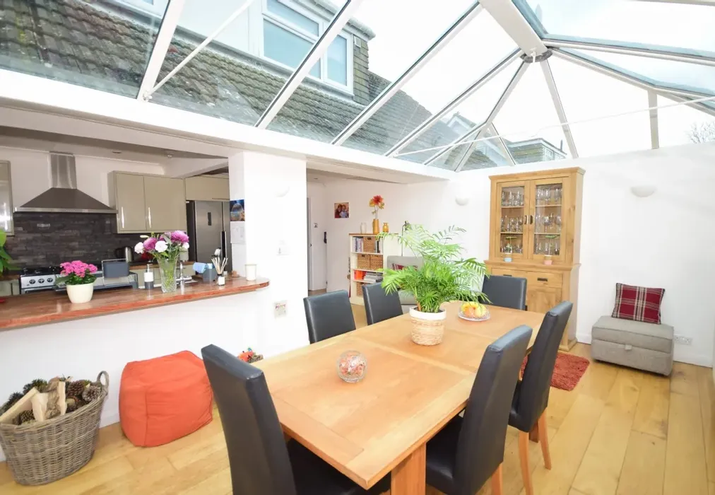 dining to kitchen - The Glade Seaview PO34 - Wards of Kent