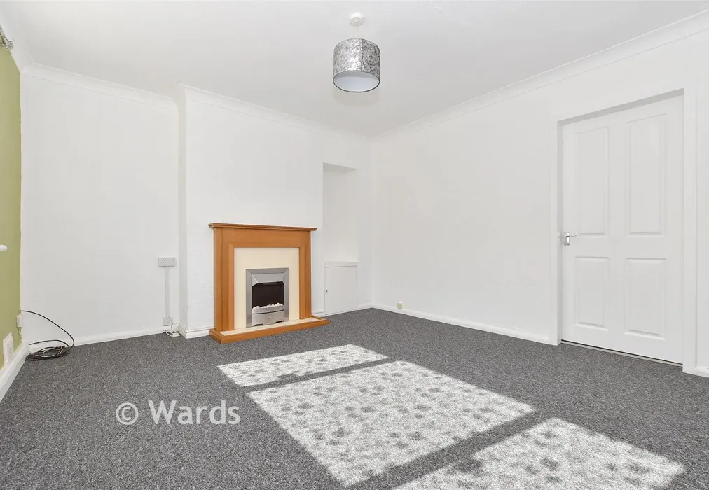Lounge - Mary Road, Deal, Kent - Wards of Kent