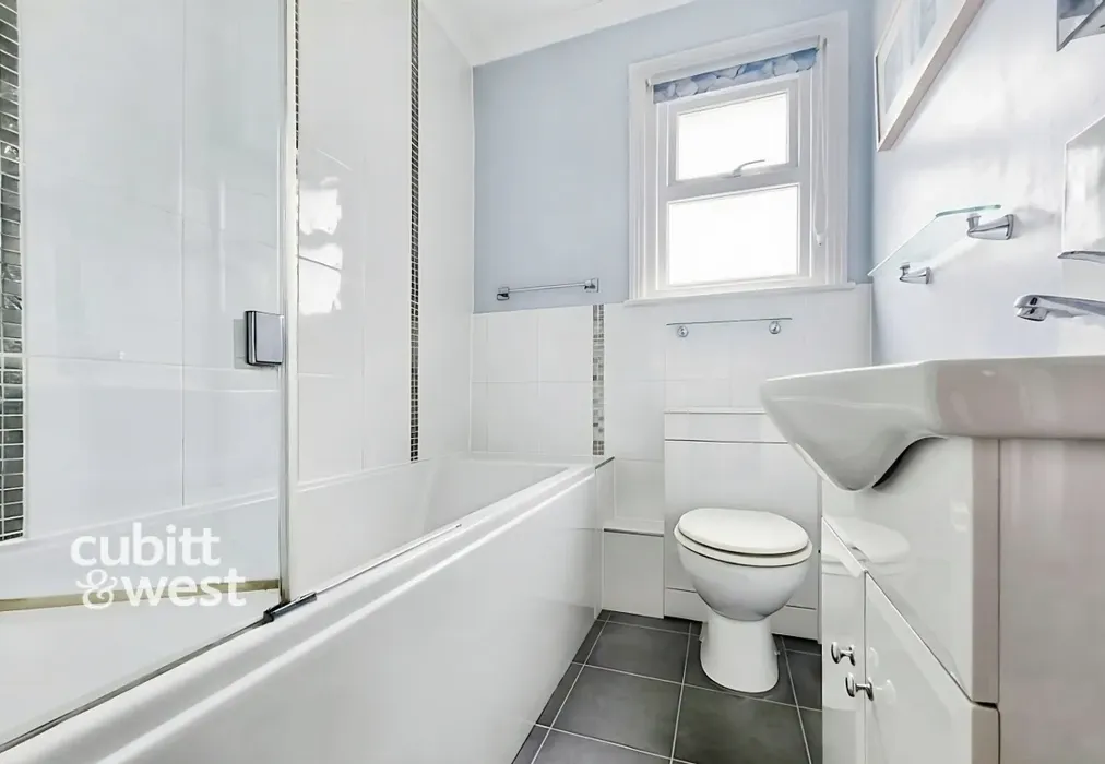 5db13d3b-Gemini_G... - Brighton Road Worthing BN11 - Wards of Kent