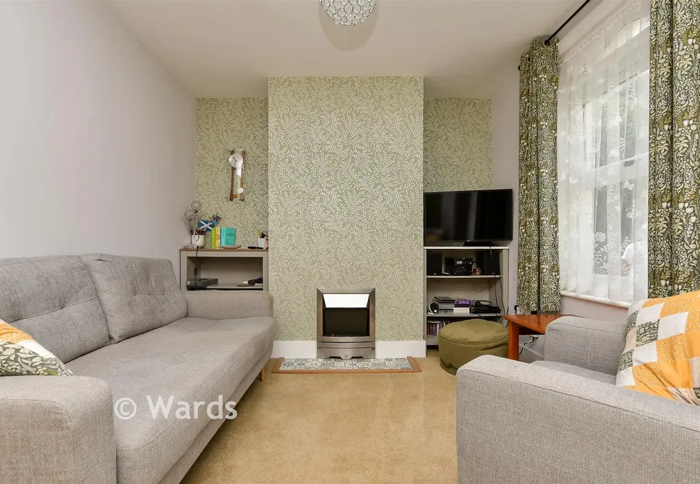 Lounge - High Street, St. Lawrence, Kent - Wards of Kent