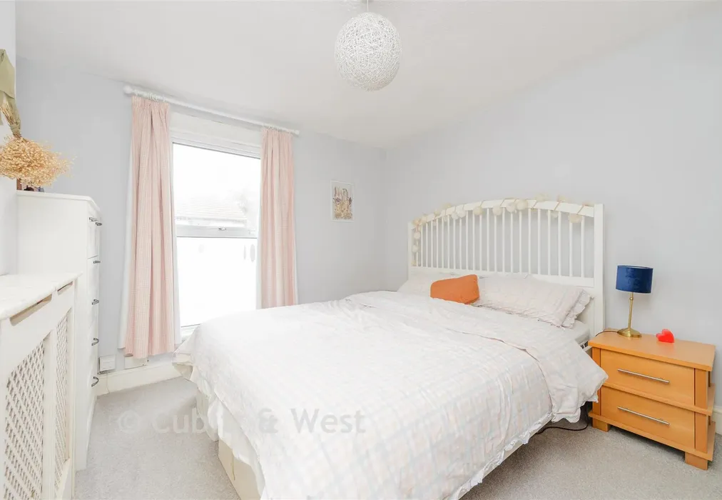 Bedroom 1 - Parker Road, Croydon, Surrey - Wards of Kent