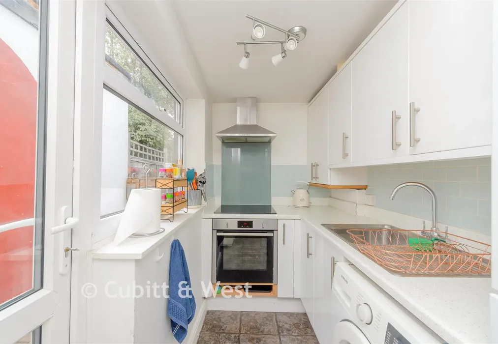 Kitchen - Parker Road, Croydon, Surrey - Wards of Kent