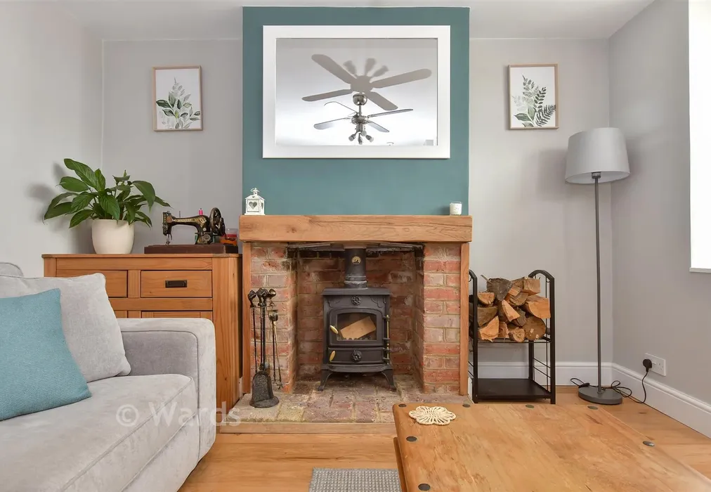 Internal Lifestyle Photograph - Sandwich Road, Sandwich, Kent - Wards of Kent