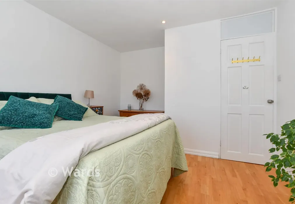 Bedroom 1 - Norman Rise, Cranbrook, Kent - Wards of Kent