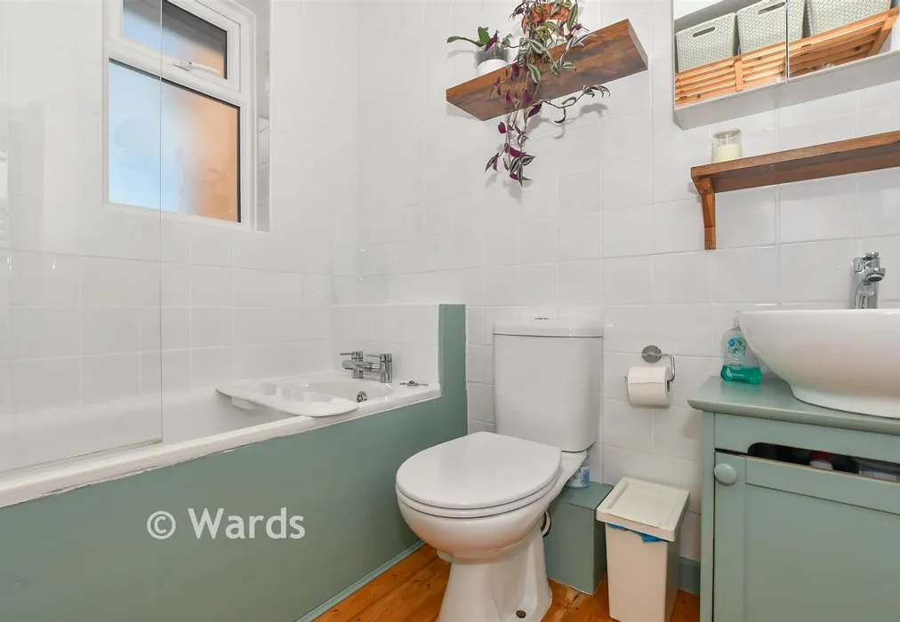 Bathroom - Norman Rise, Cranbrook, Kent - Wards of Kent